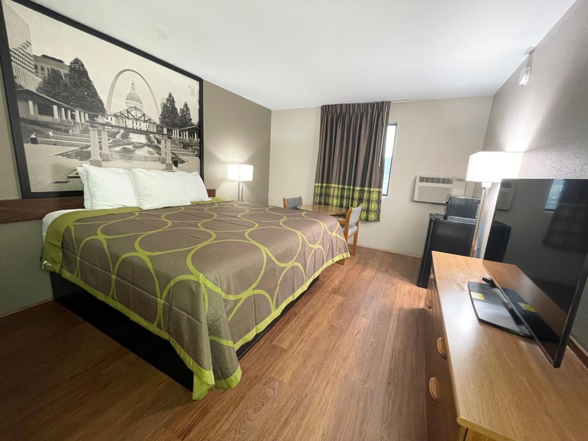Hotel Super 8 By Wyndham Eureka/Six Flags Nearby Exterior foto